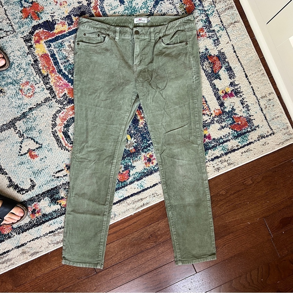 Vineyard vines corduroy, Green skinny pants size 12